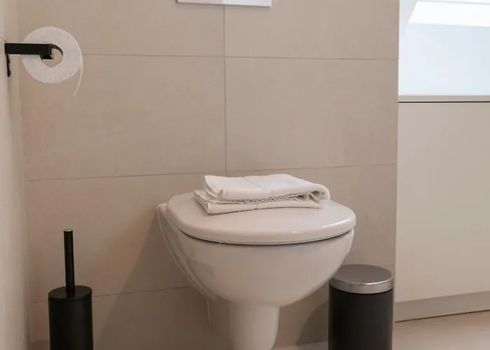 Josef's I Penthouse I Balcony & Views Апартаменты